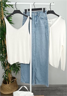 {{productViewItem.photos[photoViewList.activeNavIndex].Alt || productViewItem.photos[photoViewList.activeNavIndex].Description || 'Джинсы WIDE LEG'}}