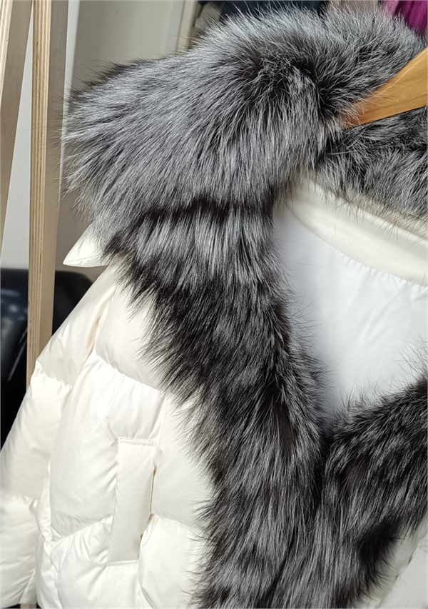 Куртка с натуральным мехом 7444