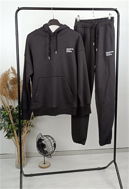 {{productViewItem.photos[photoViewList.activeNavIndex].Alt || productViewItem.photos[photoViewList.activeNavIndex].Description || 'Костюм спортивный'}}