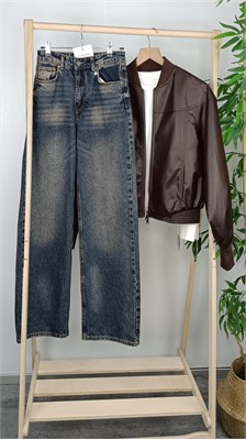 {{productViewItem.photos[photoViewList.activeNavIndex].Alt || productViewItem.photos[photoViewList.activeNavIndex].Description || 'Джинсы STRAIGHT FIT'}}