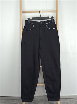 {{productViewItem.photos[photoViewList.activeNavIndex].Alt || productViewItem.photos[photoViewList.activeNavIndex].Description || 'Джинсы в черном цвете'}}