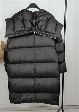 {{productViewItem.photos[photoViewList.activeNavIndex].Alt || productViewItem.photos[photoViewList.activeNavIndex].Description || 'Пальто'}}