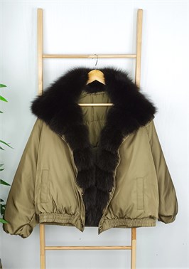 {{productViewItem.photos[photoViewList.activeNavIndex].Alt || productViewItem.photos[photoViewList.activeNavIndex].Description || 'Куртка'}}