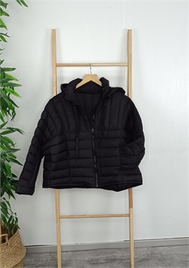 {{productViewItem.photos[photoViewList.activeNavIndex].Alt || productViewItem.photos[photoViewList.activeNavIndex].Description || 'Куртка'}}