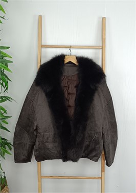 {{productViewItem.photos[photoViewList.activeNavIndex].Alt || productViewItem.photos[photoViewList.activeNavIndex].Description || 'Парка'}}