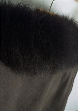 {{productViewItem.photos[photoViewList.activeNavIndex].Alt || productViewItem.photos[photoViewList.activeNavIndex].Description || 'Парка'}}