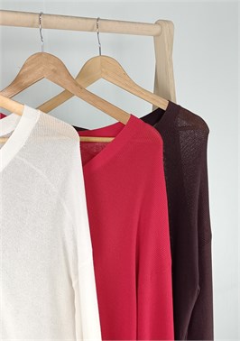 {{productViewItem.photos[photoViewList.activeNavIndex].Alt || productViewItem.photos[photoViewList.activeNavIndex].Description || 'Кардиган'}}